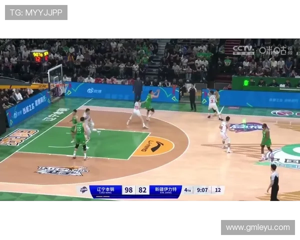 假摔判罚的关键依据：裁判如何识别并处罚非真实犯规？