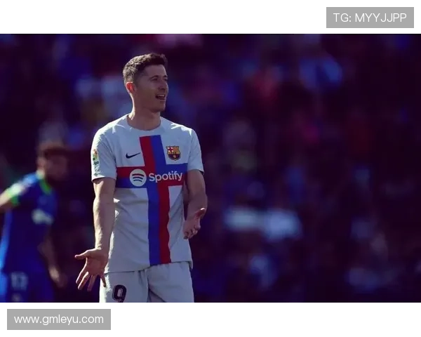 巴萨战术困境：过度依赖哈维与体系落后问题持续，对争冠前景造成制约